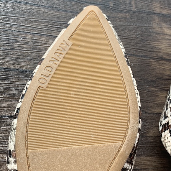 Faux-Snakeskin D'Orsay Flats - Picture 8 of 8